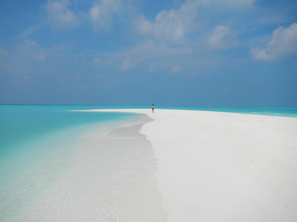 Asseyri Tourist Inn Hanimaadhoo Island Exterior photo